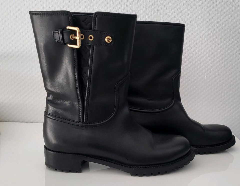 LOUIS VUITTON LEDER STIEFEL SCHWARZ 37,5 in Nordrhein-Westfalen - Witten |  eBay Kleinanzeigen ist jetzt Kleinanzeigen