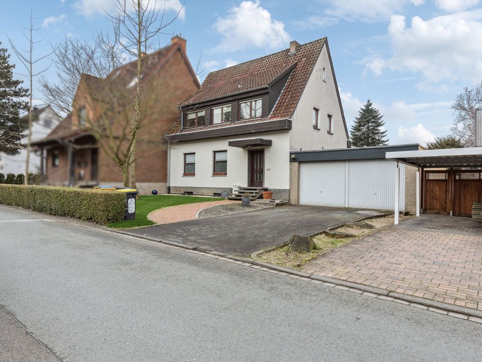 Bezugsfreies Einfamilienhaus mit ca. 160 m² Wohnfläche in Aplerbeck in Dortmund