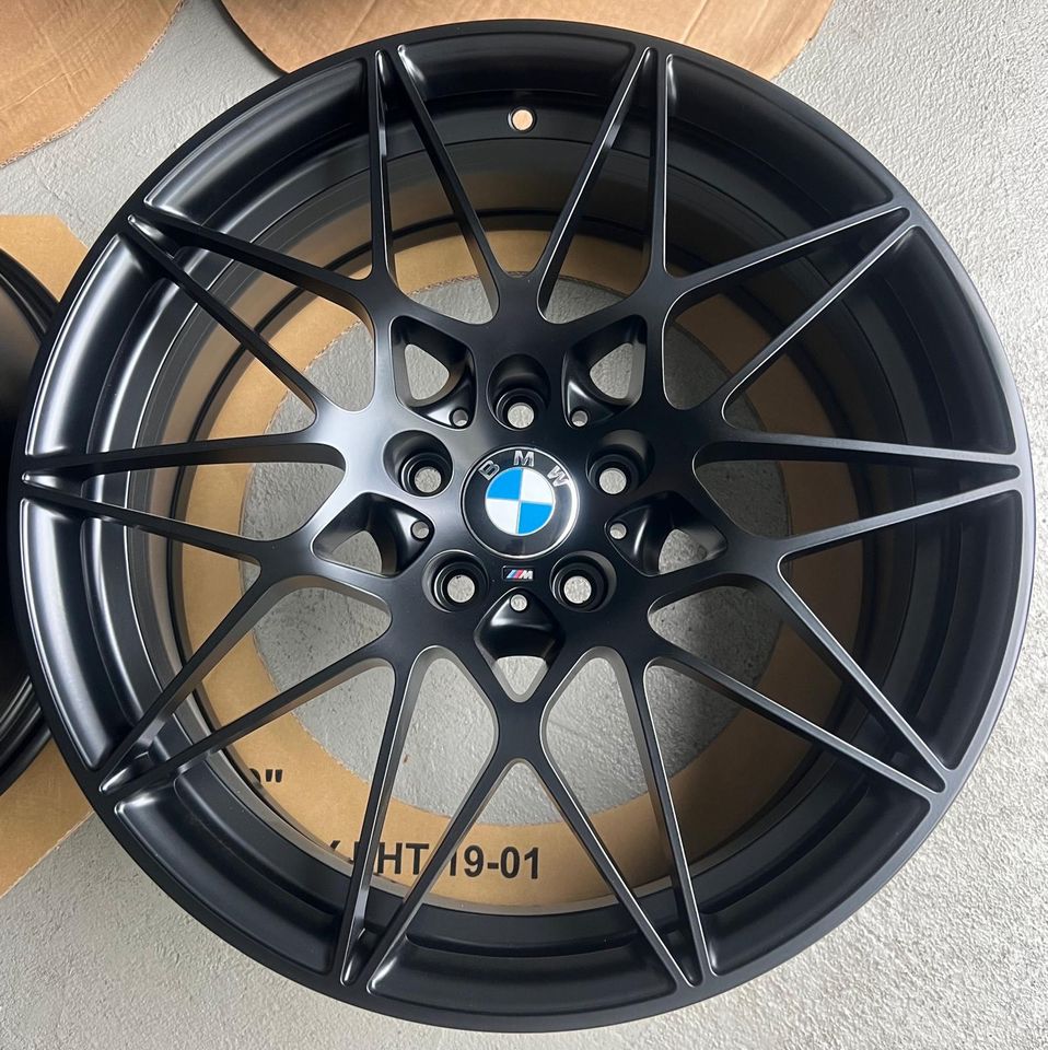 *Wie Neu* 4 Original BMW M3 F80 M4 F82 F83 M666 Felgen 20 Zoll in Solingen