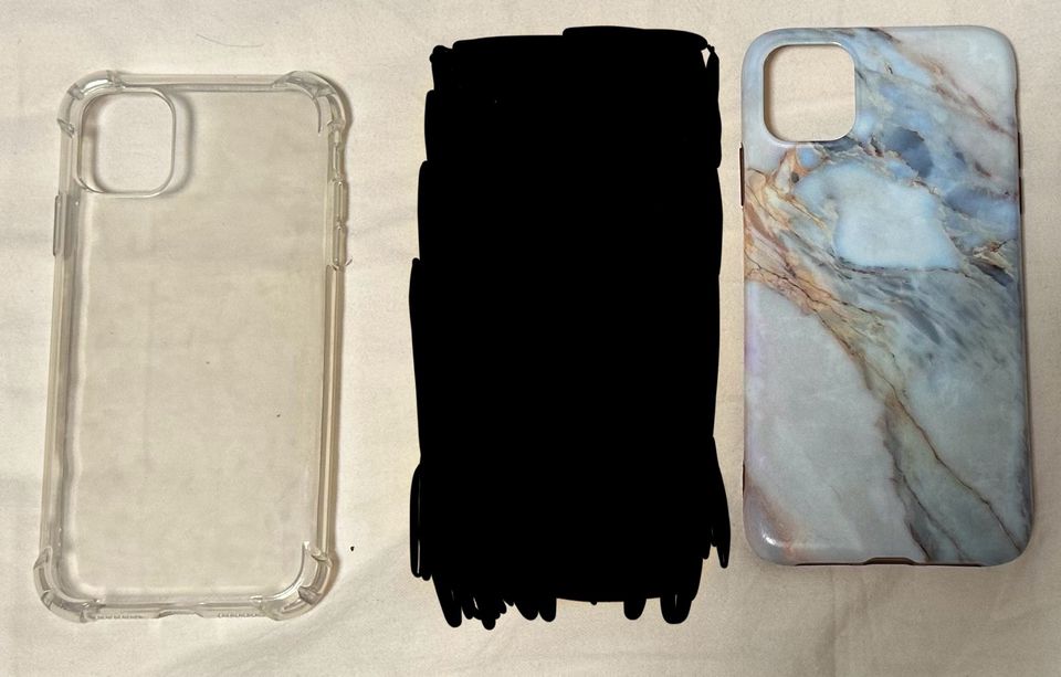 iPhone 11 Handyhüllen 2 Stück in Heimsheim