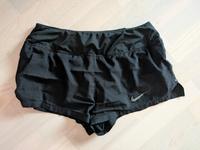 Nike Damen Shorts kurze Hose S mit Innenhose schwarz Hessen - Linden Vorschau