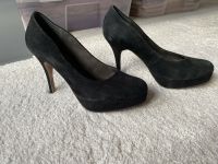 Tamaris High Heels Pumps schwarz Wildleder Absatz Hacken Damen Niedersachsen - Thedinghausen Vorschau