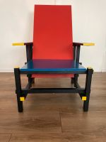 Bauhaus Cassina Red and Blue Stuhl Nachbau Gerrit Rietveld Düsseldorf - Bilk Vorschau