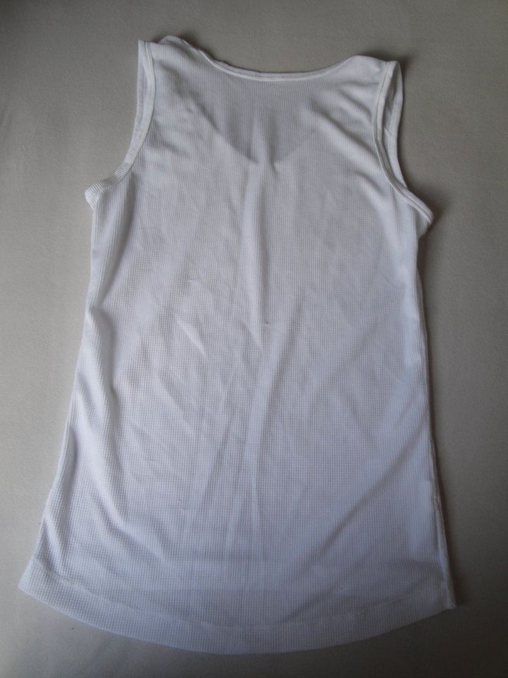 5 Tops Sporttop Puma ärmellose Shirts Gr. S/M/L ab 1 € in Keltern