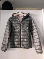 QS S.Oliver Jacke Gr. XS 34 grün rosa Neuwertig Rheinland-Pfalz - Konz Vorschau