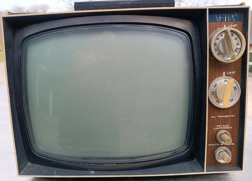 Vintage Fernseher in Neustadt in Holstein