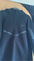 Nike Tech Jacke gr. L Thüringen - Apolda Vorschau
