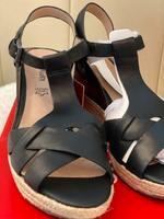 S Oliver Sandalen 37 nagelneu Essen-West - Holsterhausen Vorschau