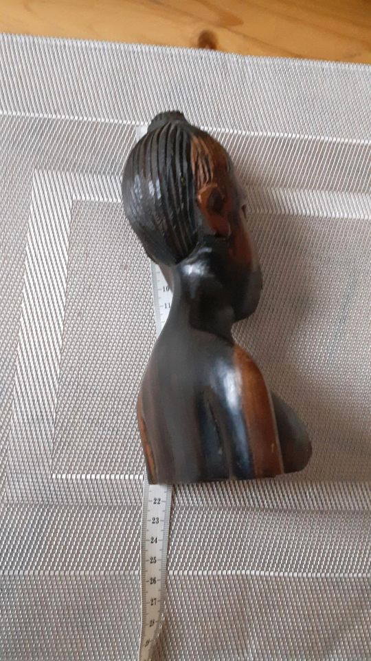 AFRIKANISCHE Kunst, Afrikanerin, Frauen-Büste aus Holz in Saarlouis