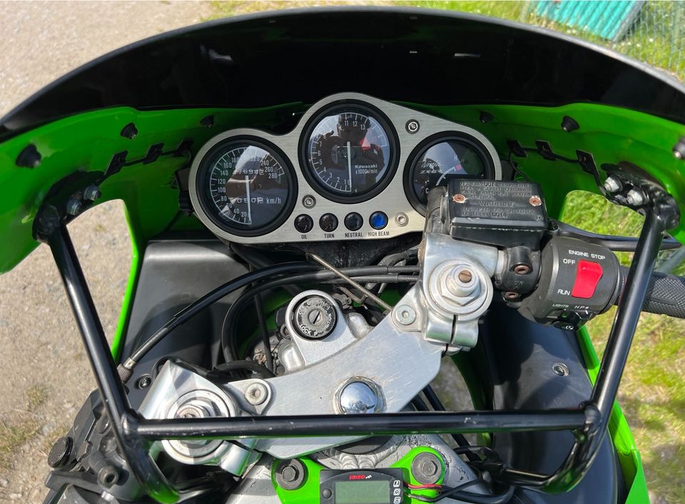 Kawasaki Ninja ZX-6R / ZX600f in Limburg