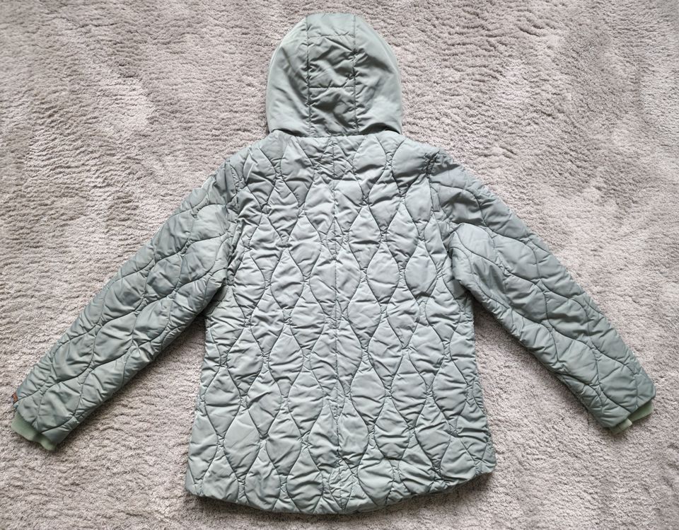 Damensteppjacke mit festsitzender Kapuze von S‘Questo - Größe 40 in Berlin