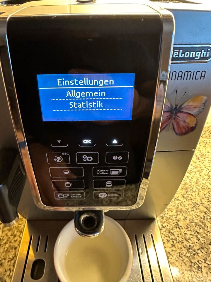 Delonghi ecam352.57.SB vollautomatisch Kaffeemaschine in Berlin