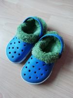 Hausschuhe Badeschuhe Pantoffeln wie Crocs Gr. 25/26 blau Bayern - Weiden (Oberpfalz) Vorschau