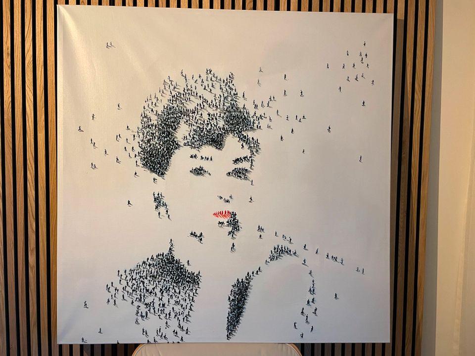 Wandbild Audrey Hepburn / Silhouette gemalt aus kleinen Figuren in  Baden-Württemberg - Konstanz | eBay Kleinanzeigen ist jetzt Kleinanzeigen