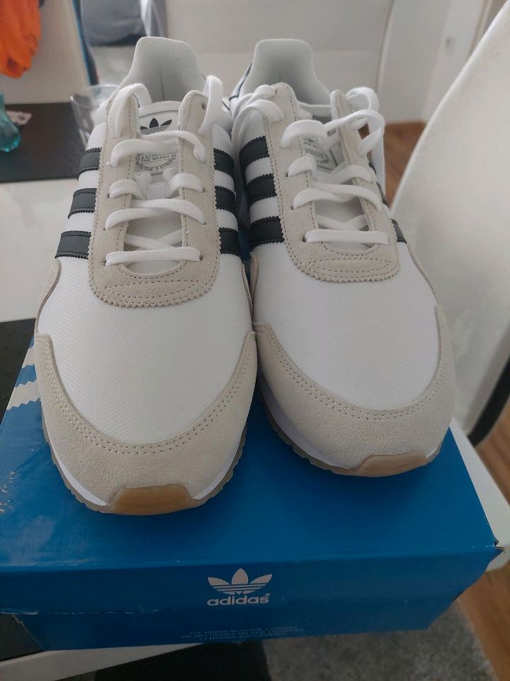 Adidas Haven Neu 47 1/3 in Kerpen