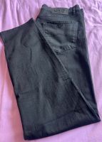 Emporio Armani Jeans HERREN Hose Neu Größe 34/34 Nordrhein-Westfalen - Hückelhoven Vorschau