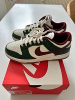 Nike Dunk Burgundy Green 38.5 München - Bogenhausen Vorschau