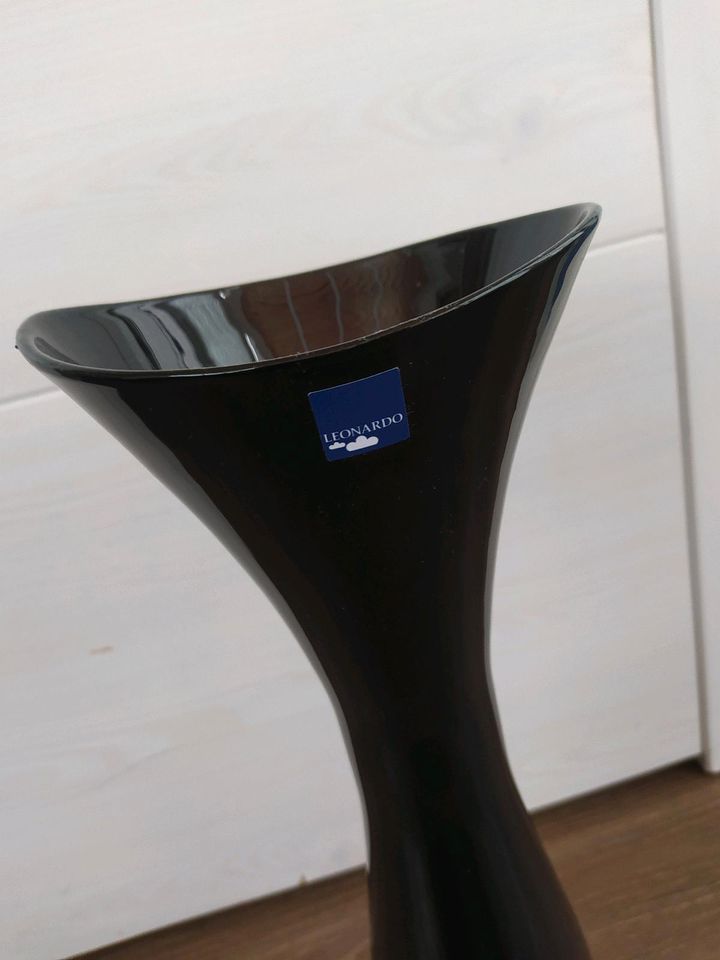 Leonardo Vase handgemacht 37,5 cm hoch in Berlin