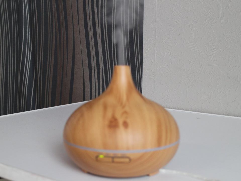 Luftbefeuchter Aroma Diffuser Aromatherapie Ultraschall Nebler in Nürnberg (Mittelfr)