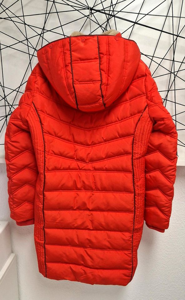 Damen Tom Tailor Lange Pufferjacke mit Fellbesatz / Strong Red in Gundelsheim