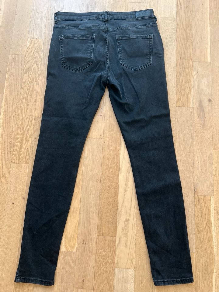 Only Jeans große XL /32 , ziemlich neu in München