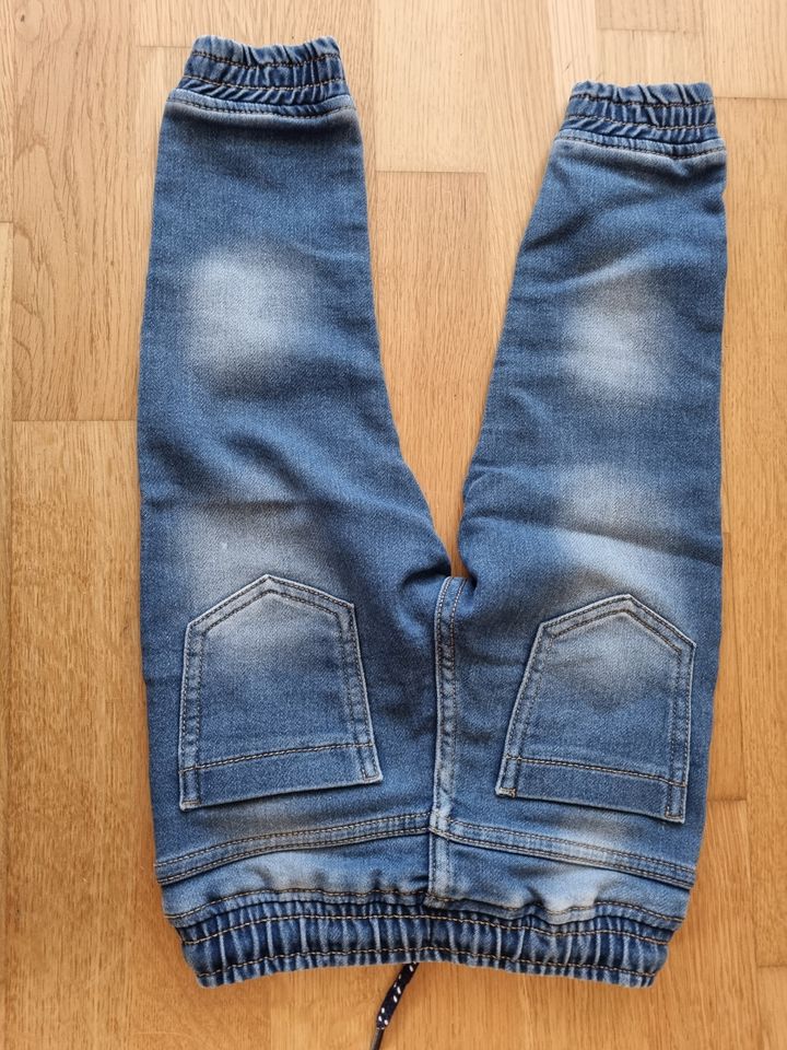 Jeans blau Gr. 92 in München