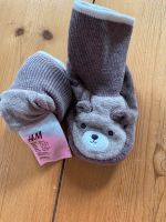 H&M Hausschuhe Stoppersocken Baby Schuhe in Größe 18/19 *neu* Niedersachsen - Pattensen Vorschau