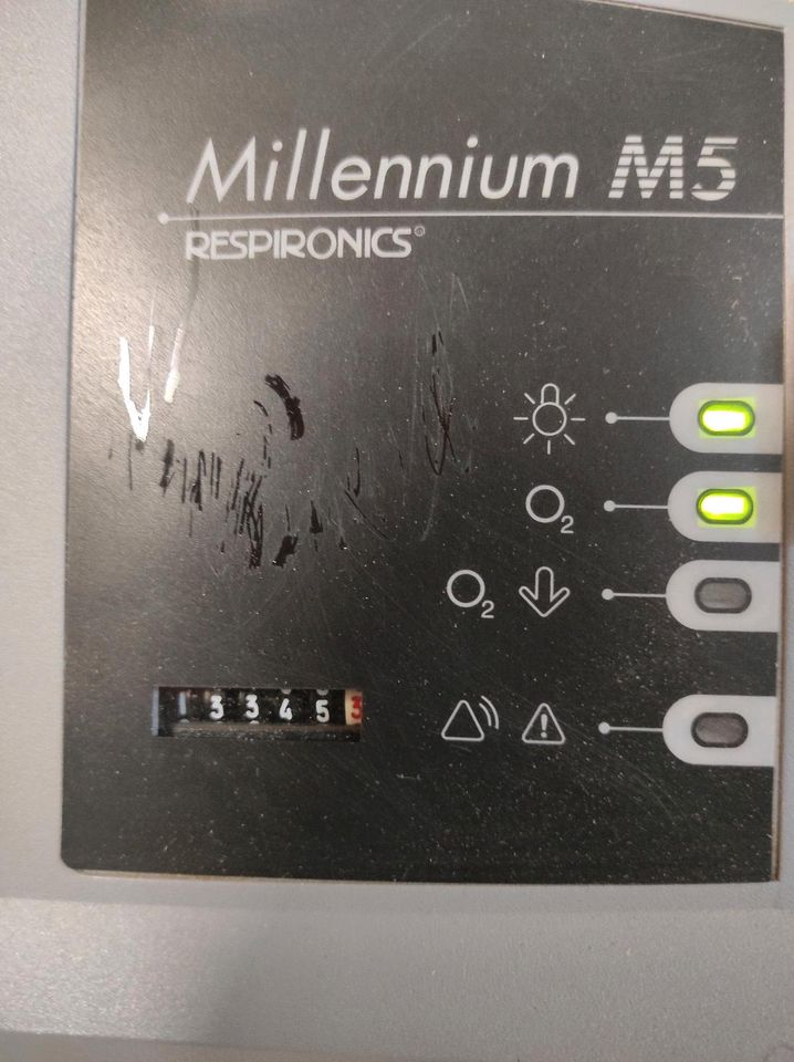 Sauerstoffkonzentrator Respironics Millennium M5 in Schwendi