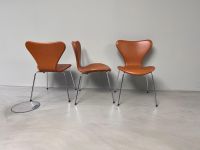 2 Fritz Hansen Serie 7 Stühle aus Leder München - Milbertshofen - Am Hart Vorschau