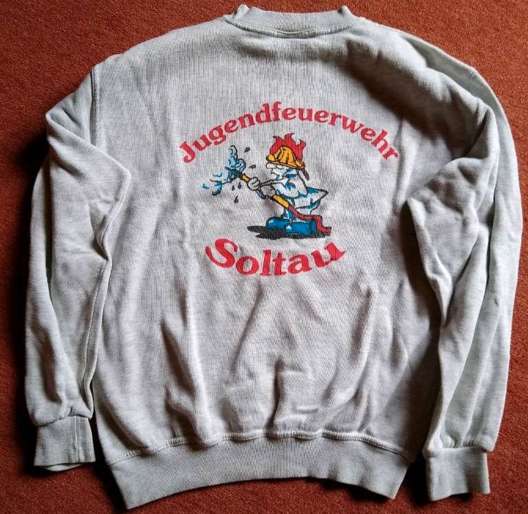 Jugend Feuerwehr Soltau T-Shirt XL und Sweatshirt L in Soltau