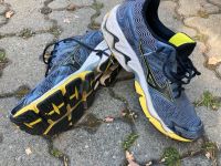 Herren Sportschuh Mizuno „Nirvana“ 8 Bayern - Fürth Vorschau