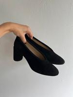 COS Pumps Velours Leder Schwarz 40 Hamburg - Altona Vorschau