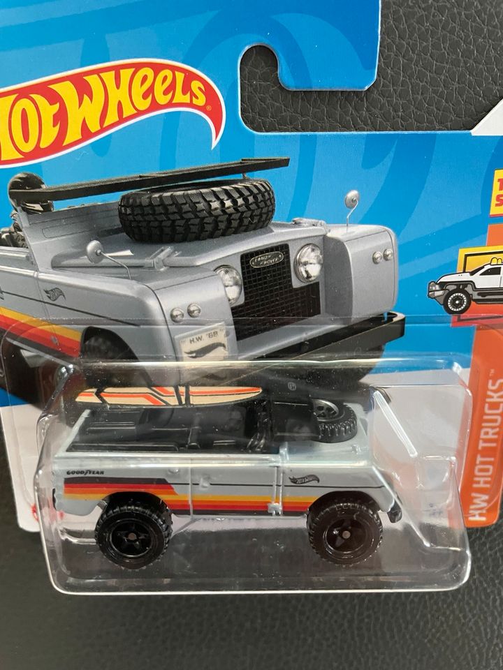 Hot Wheels Land Rover Series 2 NEU OVP in Erfurt