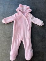 Baby 6-9 Monate Onesie rosa Bär Wagenanzug Strampler Gr. 69/74 Neuhausen-Nymphenburg - Nymphenburg Vorschau