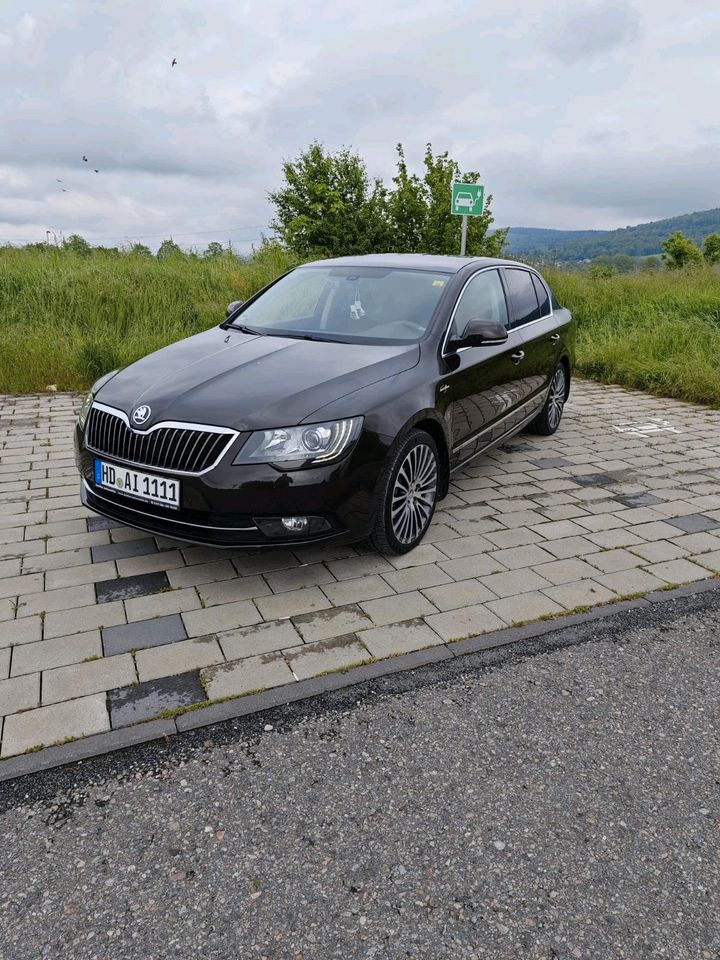 Skoda Superb 4x4,170ps, Diesel in Wiesloch