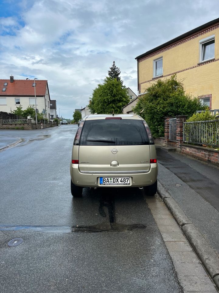 Opel Meriva 1.7 CDTI in Stegaurach