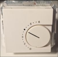 Raumthermostat Gira 230V 10A (4A) 5° bis 30° System 55 Niedersachsen - Beckdorf Vorschau