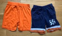 2 dünne Shorts Hosen Sweatstoff 116/122 Bayern - Marzling Vorschau