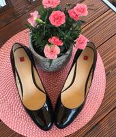 High Heels von Högl Softlackleder  Gr.40  Neuwertig Sachsen-Anhalt - Bernburg (Saale) Vorschau
