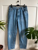 Blaue Mom Jeans Bershka Gr. 40 Nordrhein-Westfalen - Hamm Vorschau