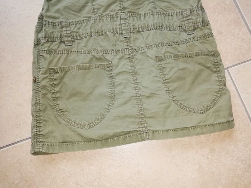 Kleid Khaki H&M Gr. 104 in Schwandorf