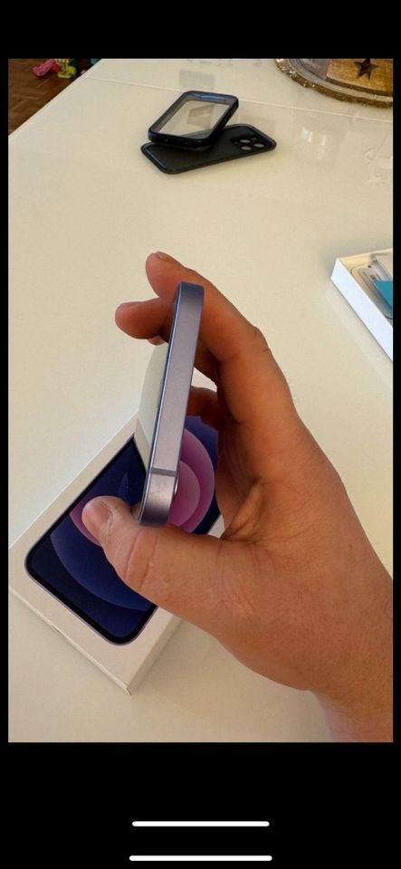 iPhone 12 Purple 256GB Top Zustand no Samsung in Merzig