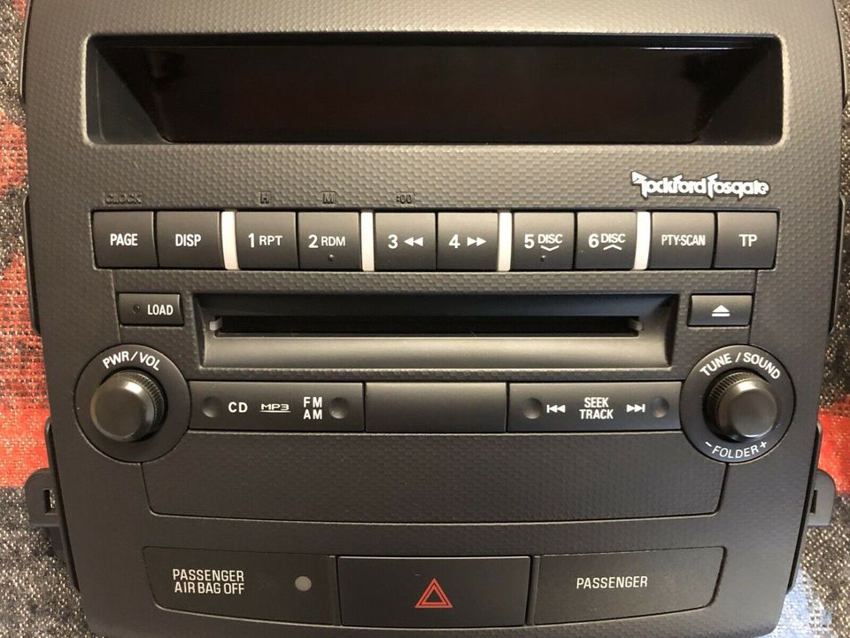 Radio CD Wechsler Mitsubishi ASX Outlander Lancer 8701A351 in Wasungen