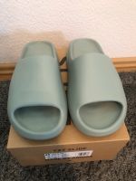 Adidas Yeezy Slide Salt EU43 Original&Neu Nordrhein-Westfalen - Marl Vorschau