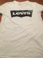 Levi’s T Shirt weiß mit Aufdruck in Größe 32/34 Niedersachsen - Friesoythe Vorschau