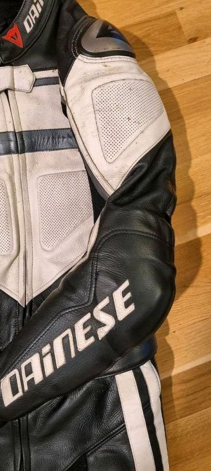 Dainese Motorradkombi in Laage