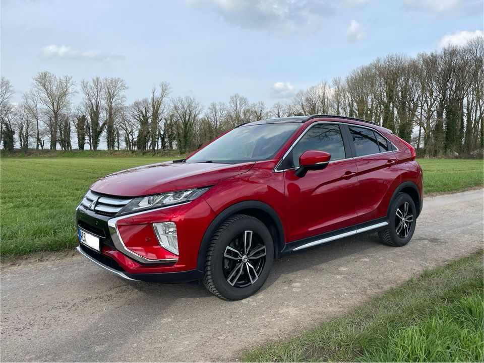 Mitsubishi Eclipse Cross Top 4WD in Issum