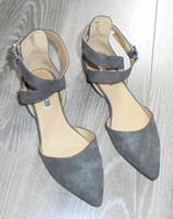 Pumps flach Slingpumps von Esprit Gr.38 grau Nordrhein-Westfalen - Grevenbroich Vorschau