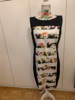 Wie Neu! Wunderschönes Etui Kleid von Apanage, Gr. 42 Nordrhein-Westfalen - Iserlohn Vorschau