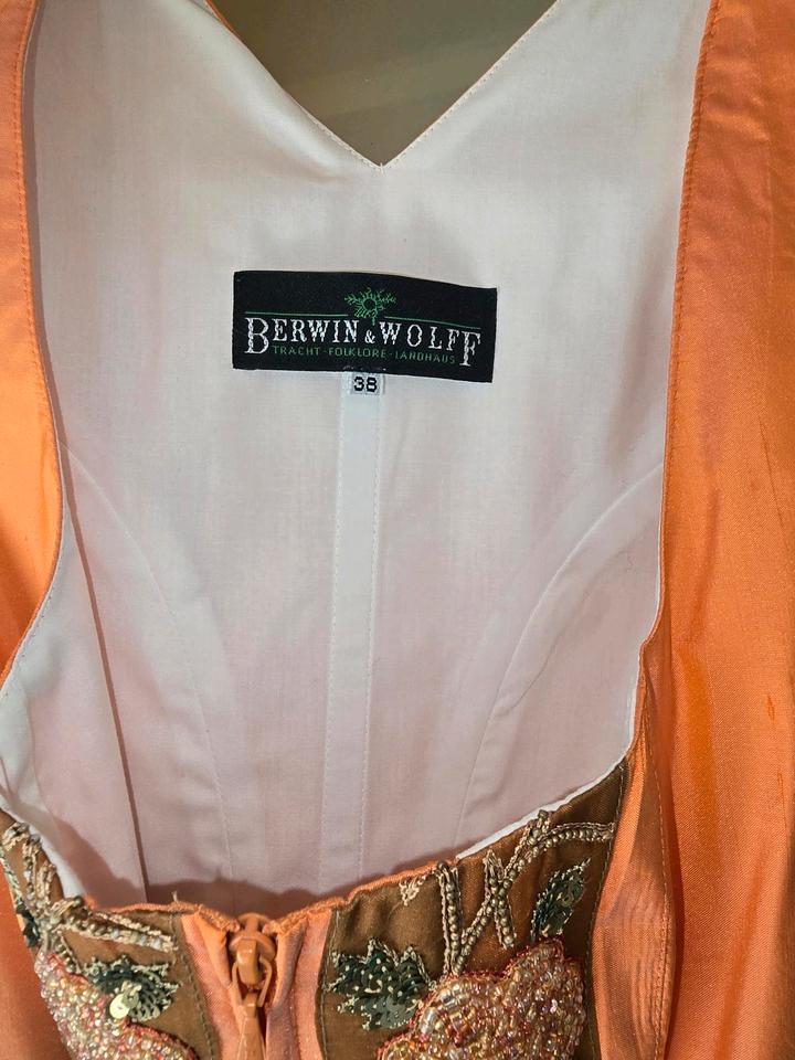 Dirndl Wildseide in Orange Größe L zu verkaufen in Geretsried